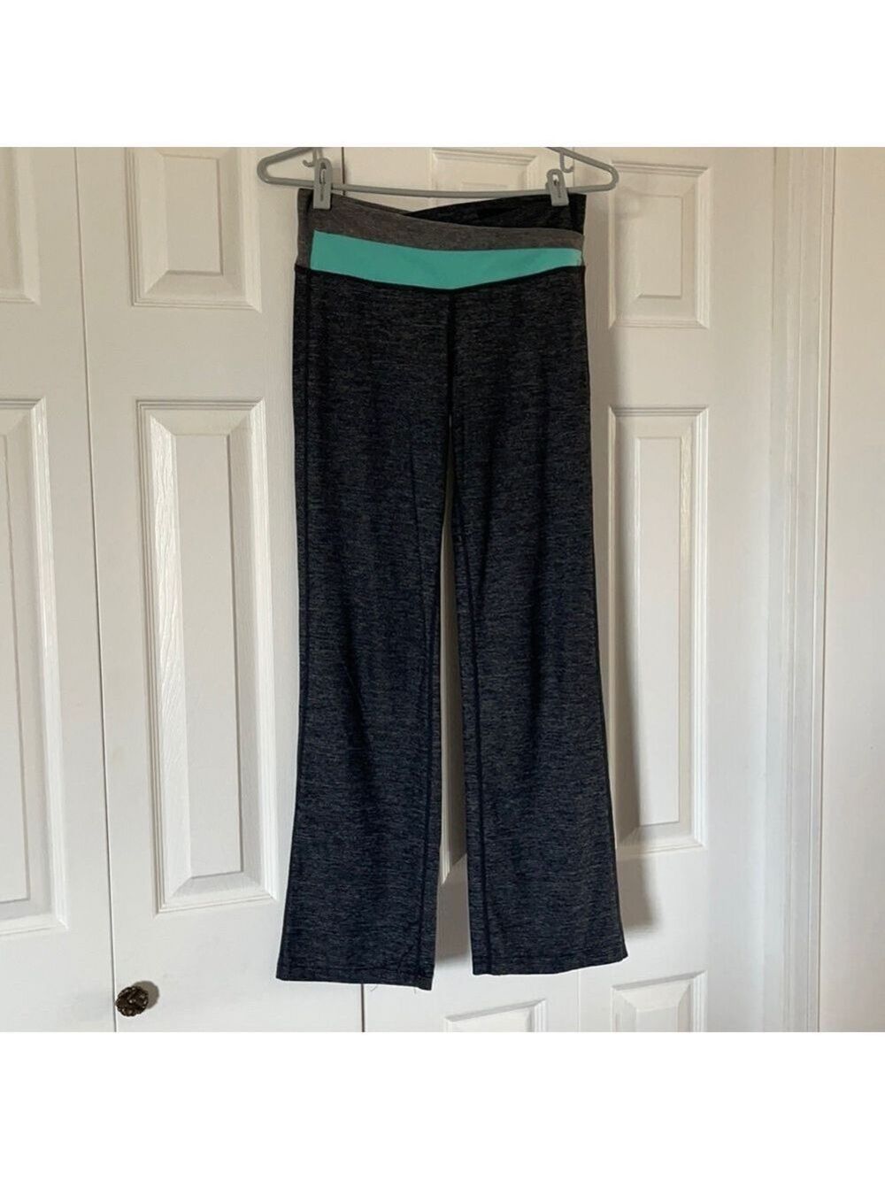 Lululemon Yoga Pants Size 6 🥰🥰